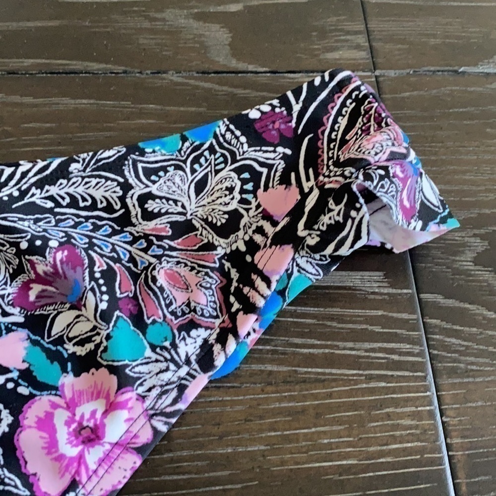 Like New Dark Floral hipster Bikini Bottom L - Picture 9 of 11